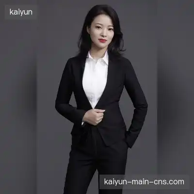 崔菲
